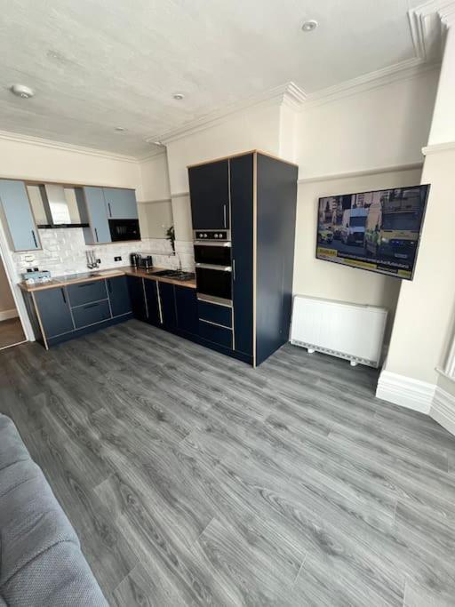 Stunning 2 Bedroom Ground Floor Sea View Apartment Rhos-on-Sea Luaran gambar